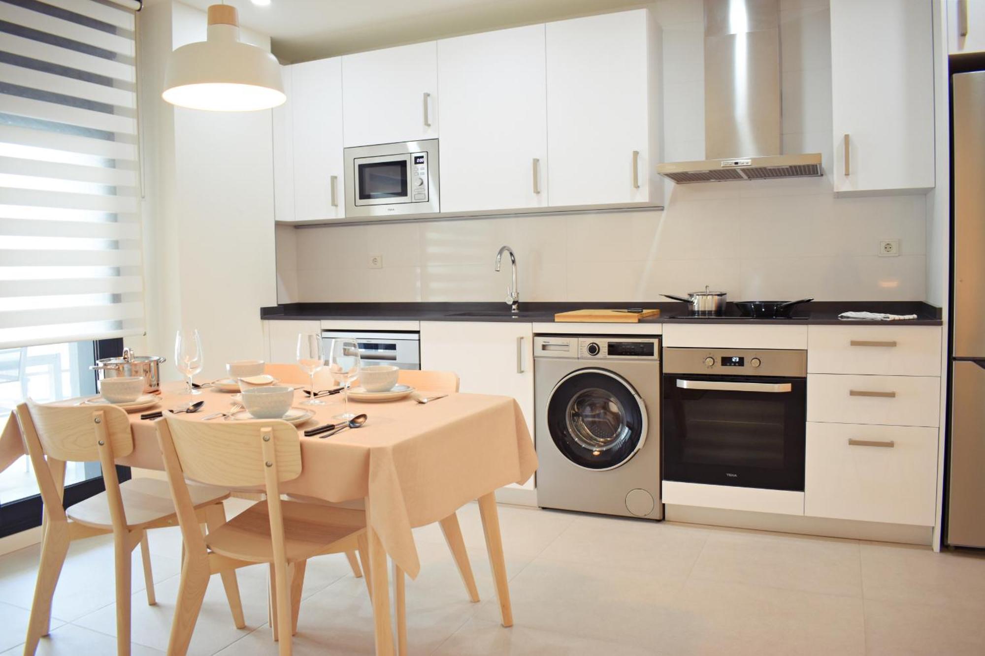 Amalia'S Home: Luminoso Apartamento Muy Cerca De La Playa 马拉加 外观 照片